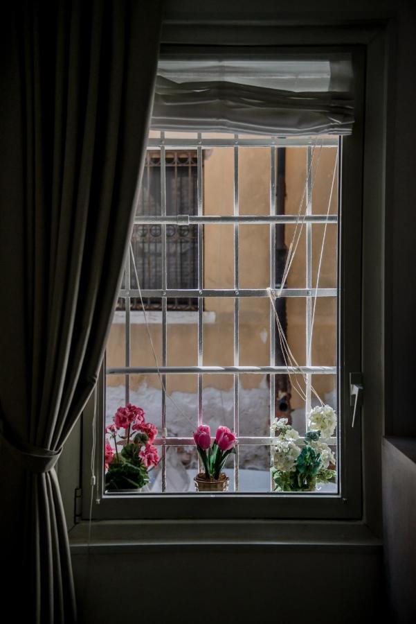 Gondola Rosa, Incantevole Vista Sul Canale Venedig Exterior foto